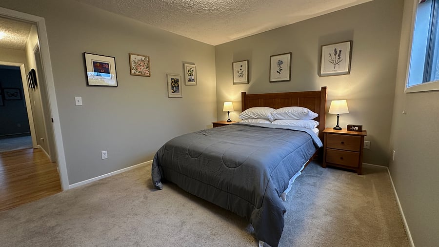 Queen Bedroom