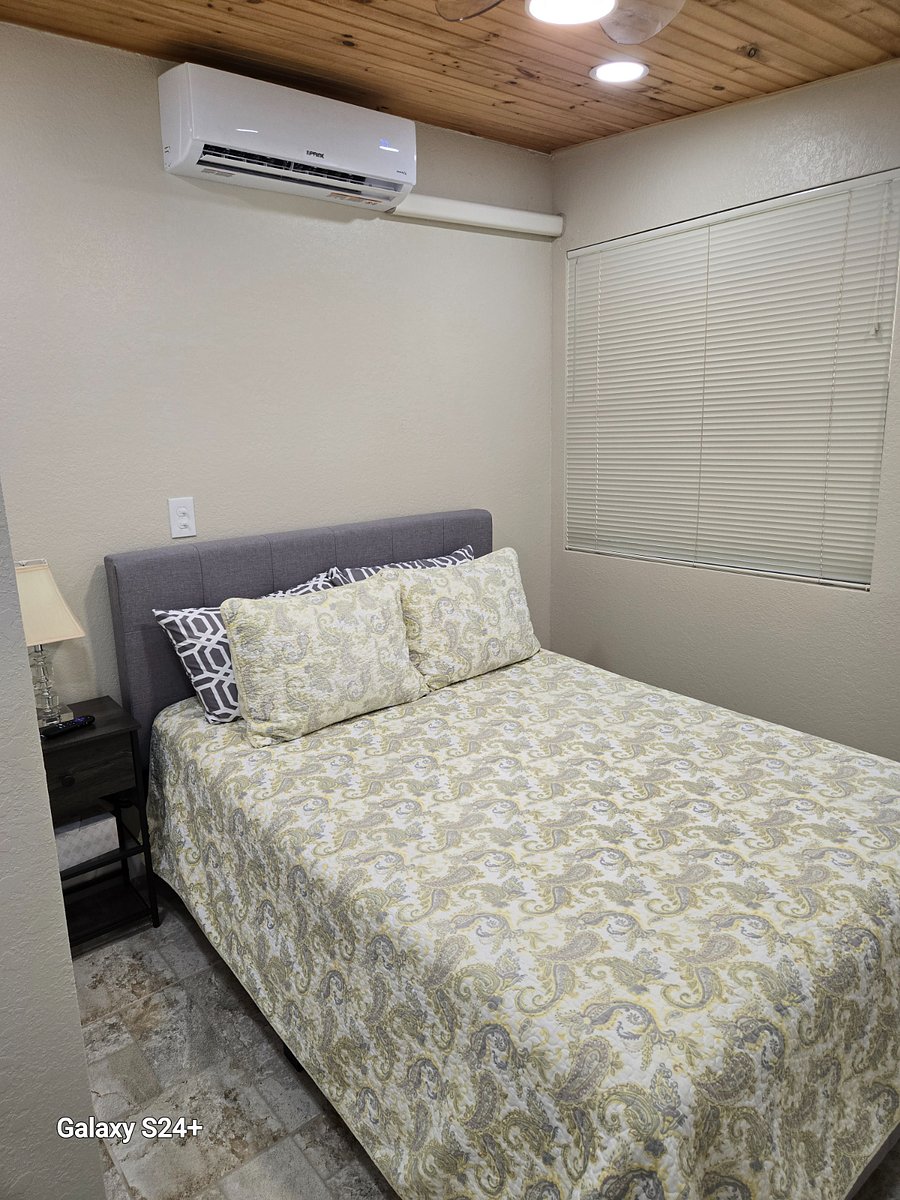 Furnished Finder property 865095_2 photo 9