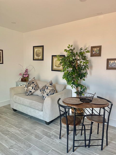 Furnished Finder property 865099_1 photo 2