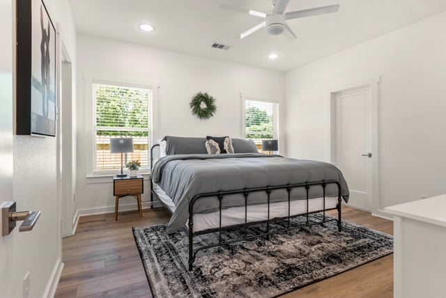 Master BR with King bed