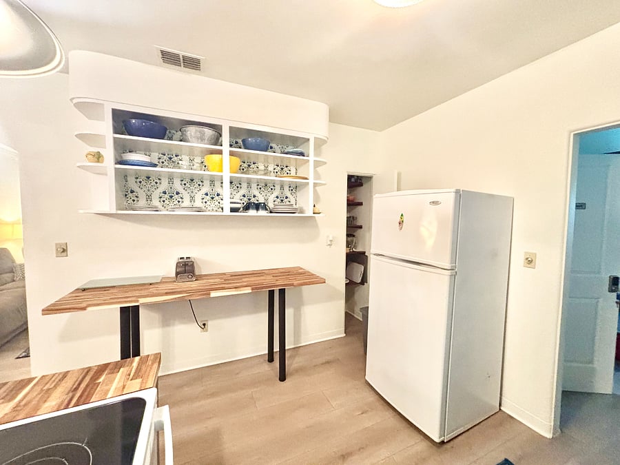 Furnished Finder property 865120_1 photo 2