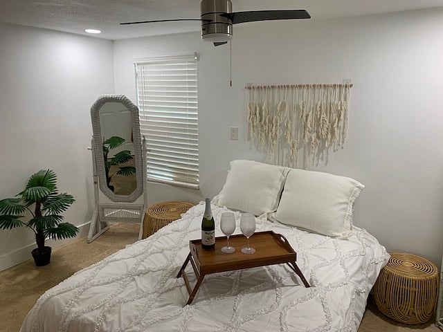 downstairs bedroom 1
high quality queen sized bed