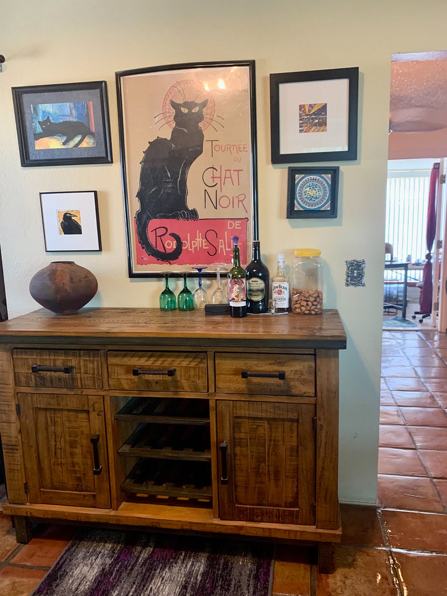Wine bar