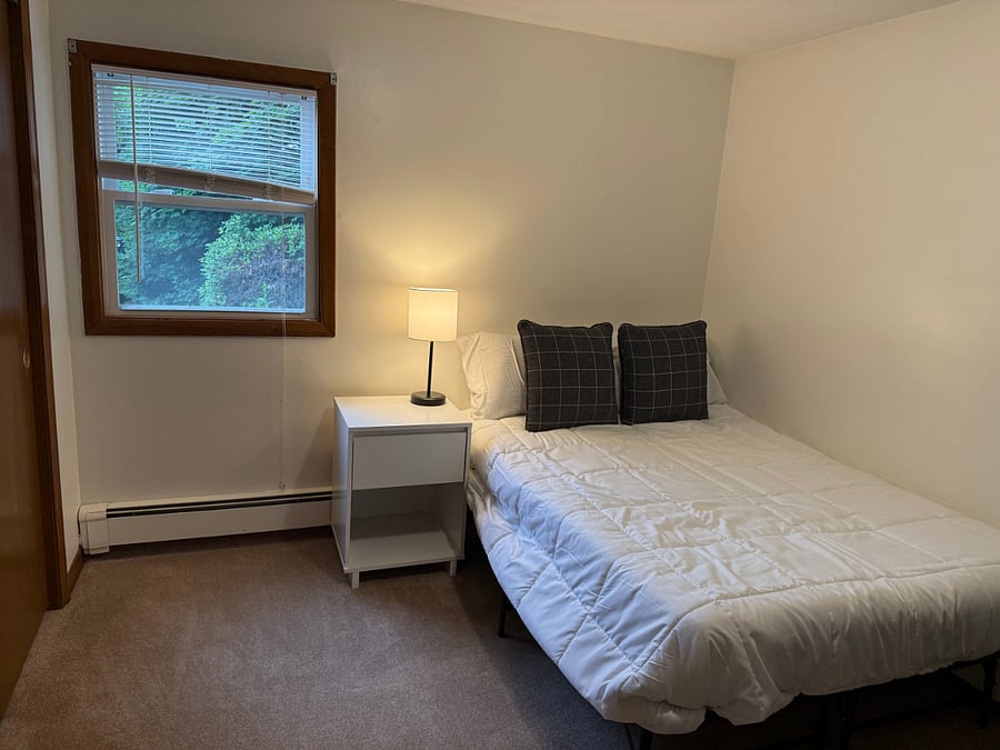 Furnished Finder property 865206_1 photo 17