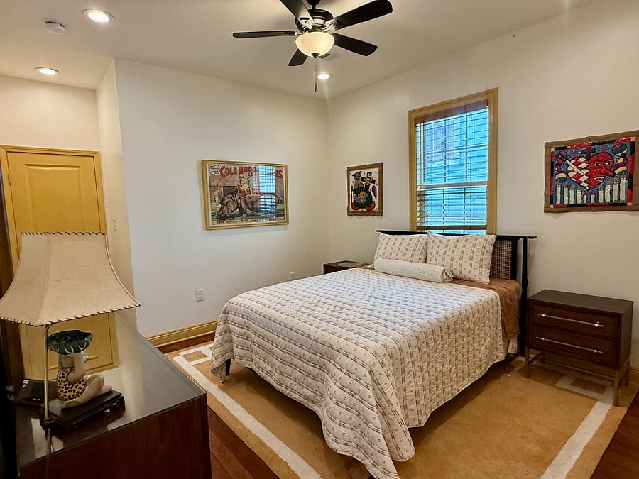 primary bedroom with queen bed