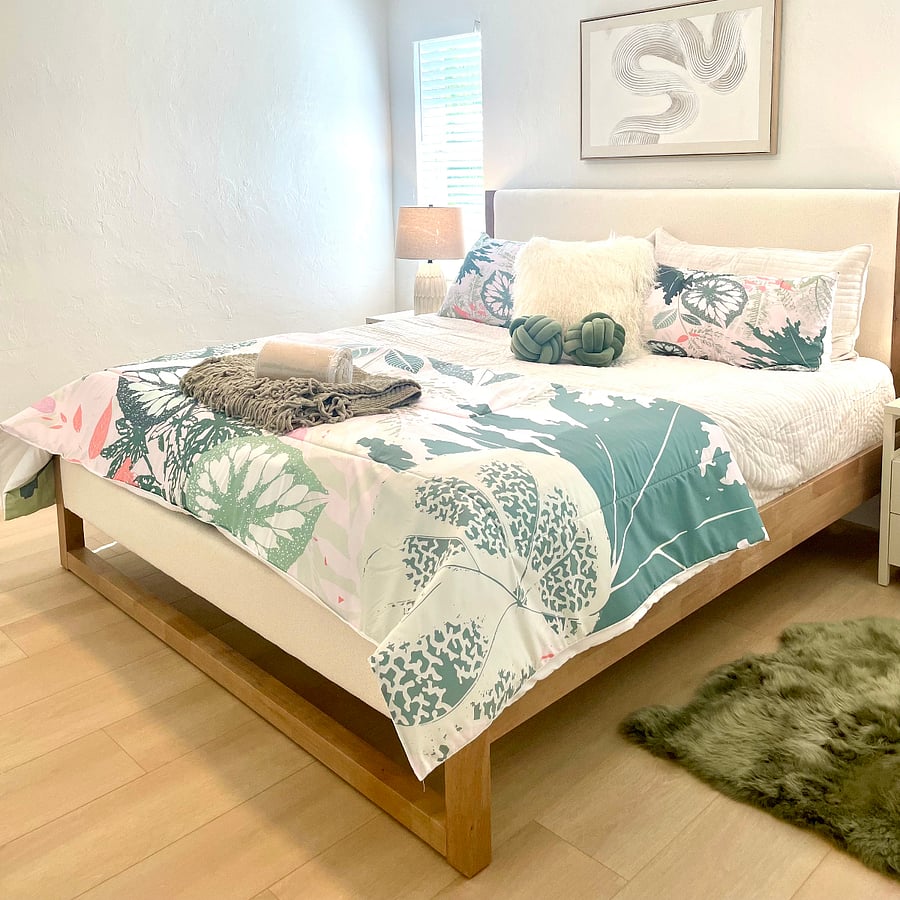 Naples vacation rental bedroom - Peaceful primary bedroom with king size bed and organic mattress for restful nights