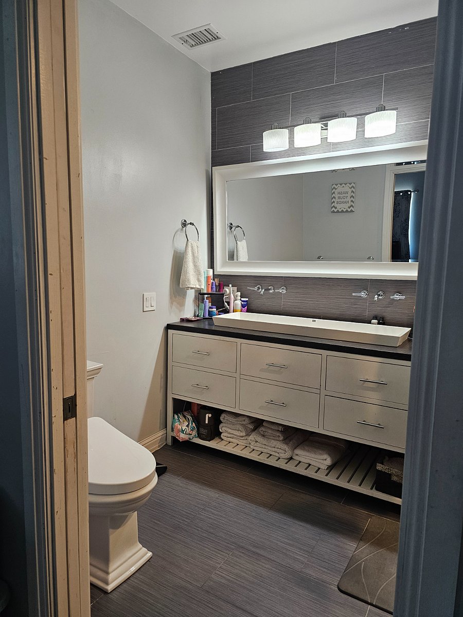 Primary bedroom #1 Full bathroom #1