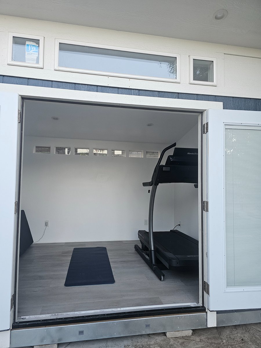 Detached fitness studio or office