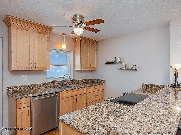 Furnished Finder property 865544_1 photo 7