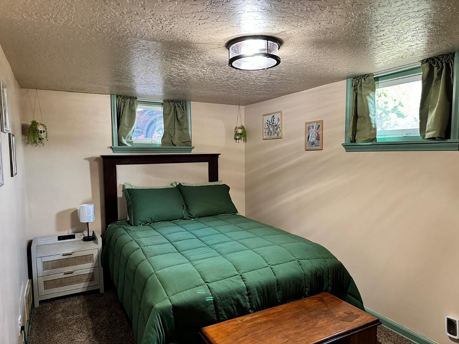 Second Bedroom with Double (Full) Bed