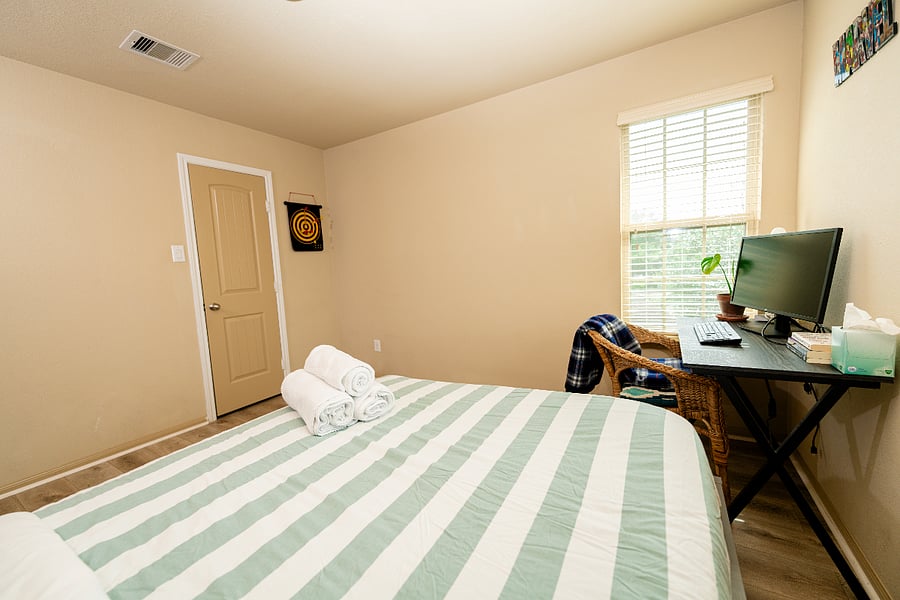 Furnished Finder property 865581_1 photo 25