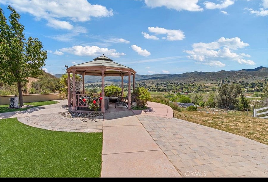 Furnished Finder property 865598_1 photo 17