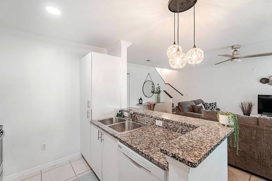 Furnished Finder property 865648_1 photo 6