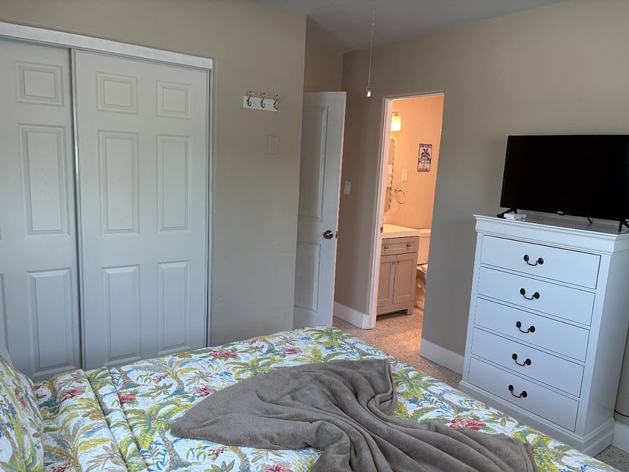 Full dresser and ample closet space