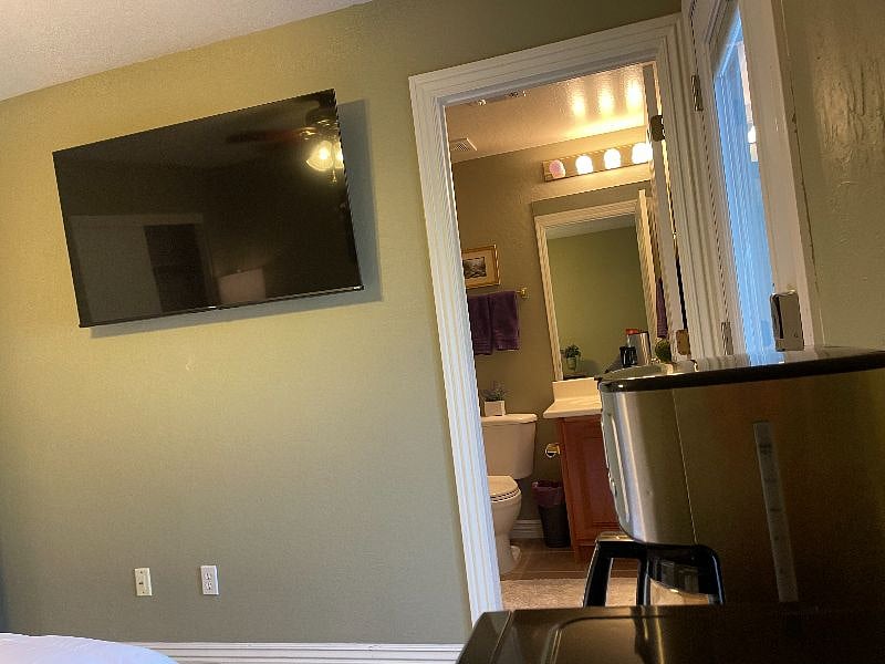 Furnished Finder property 865839_1 photo 17