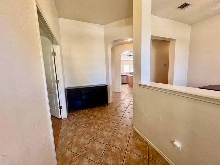 Furnished Finder property 865896_1 photo 36