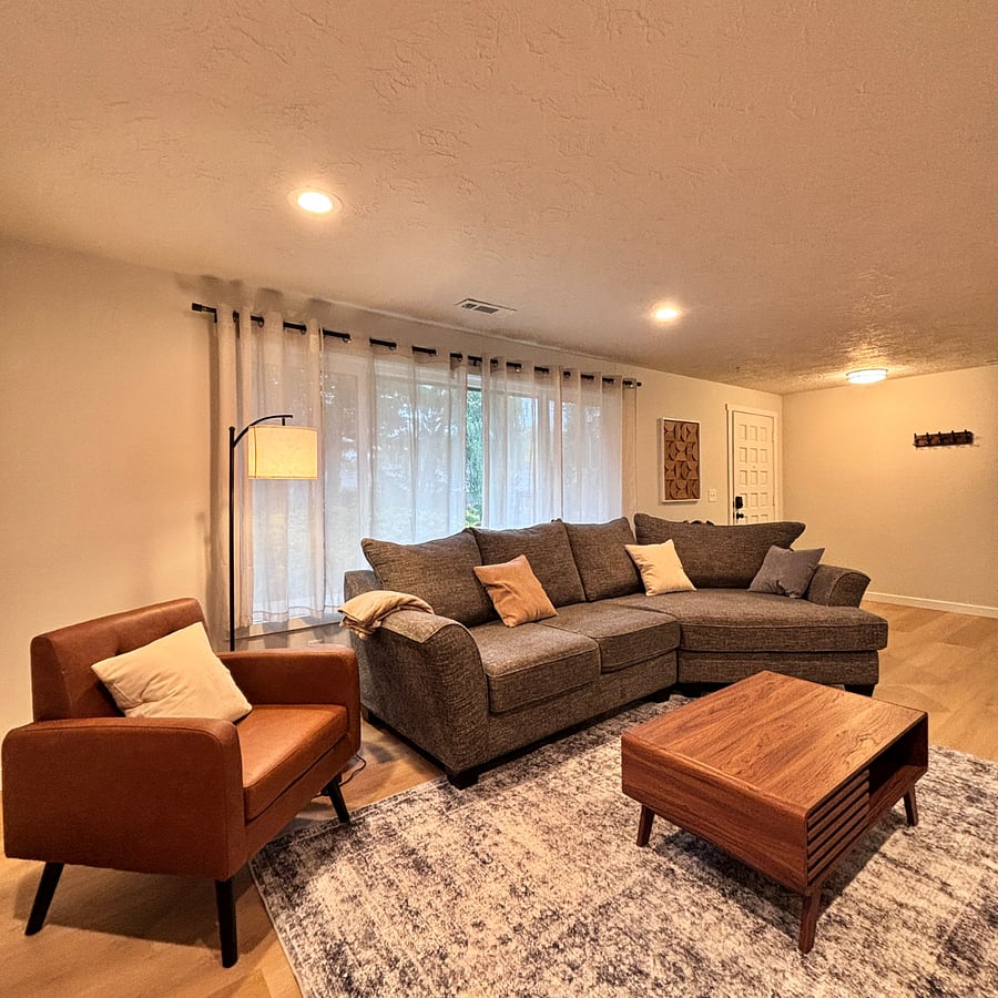 Furnished Finder property 865926_2 photo 3