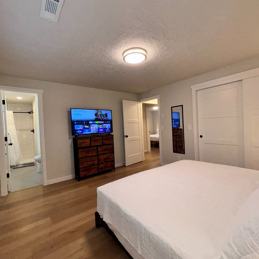 Furnished Finder property 865926_2 photo 37