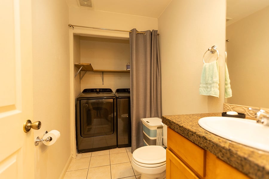 Laundry room and main floor 1/2 bathroom