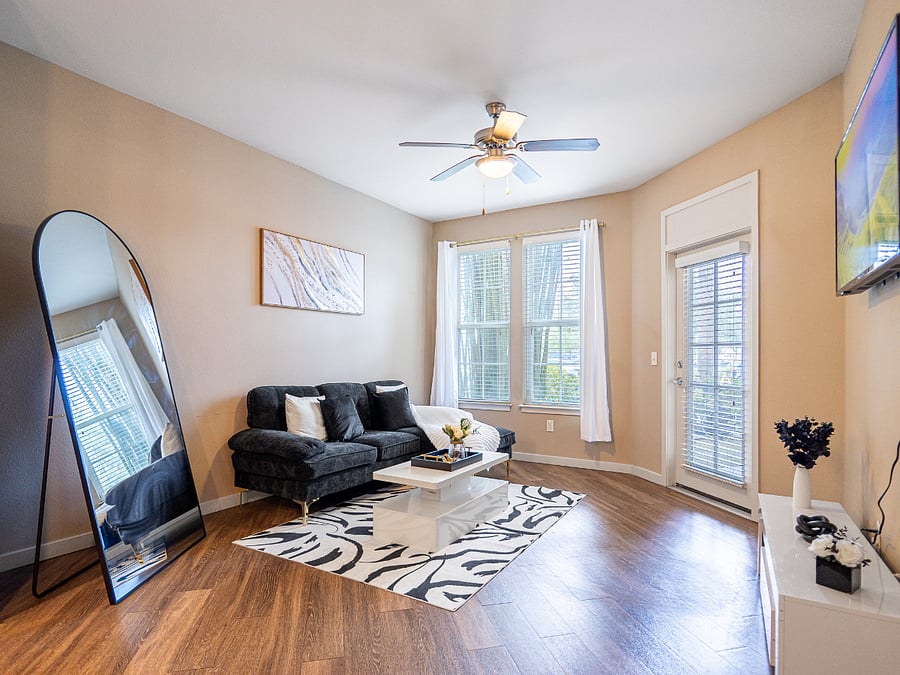 Furnished Finder property 866041_1 photo 2
