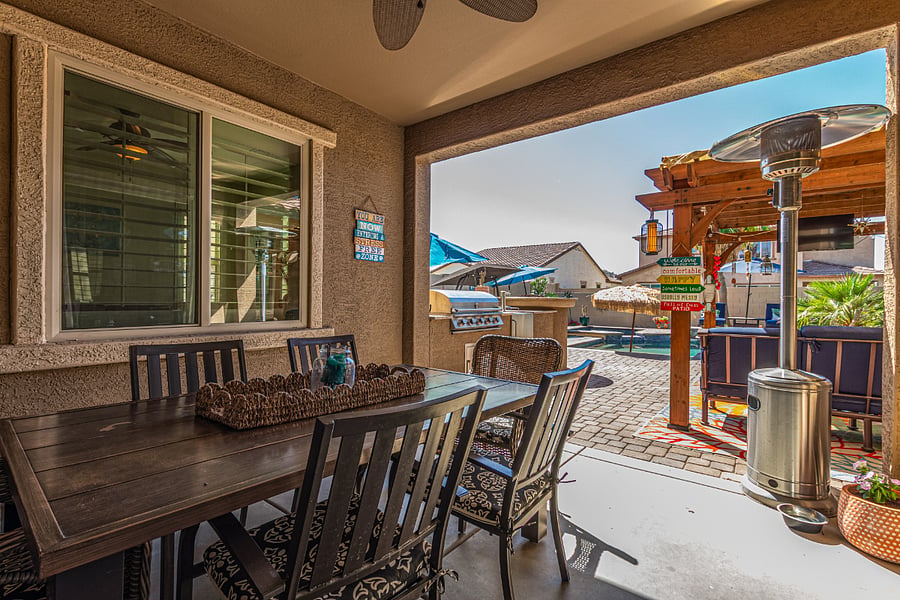 Outdoor table and chairs