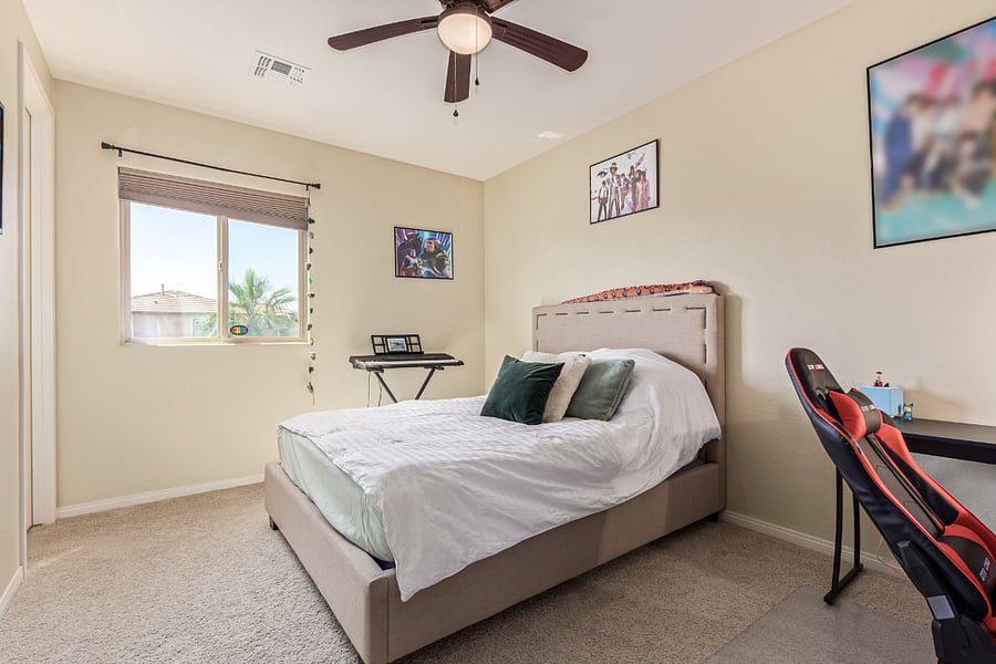 Second Bedroom with Queen Size luxury mattress and ROKU TV