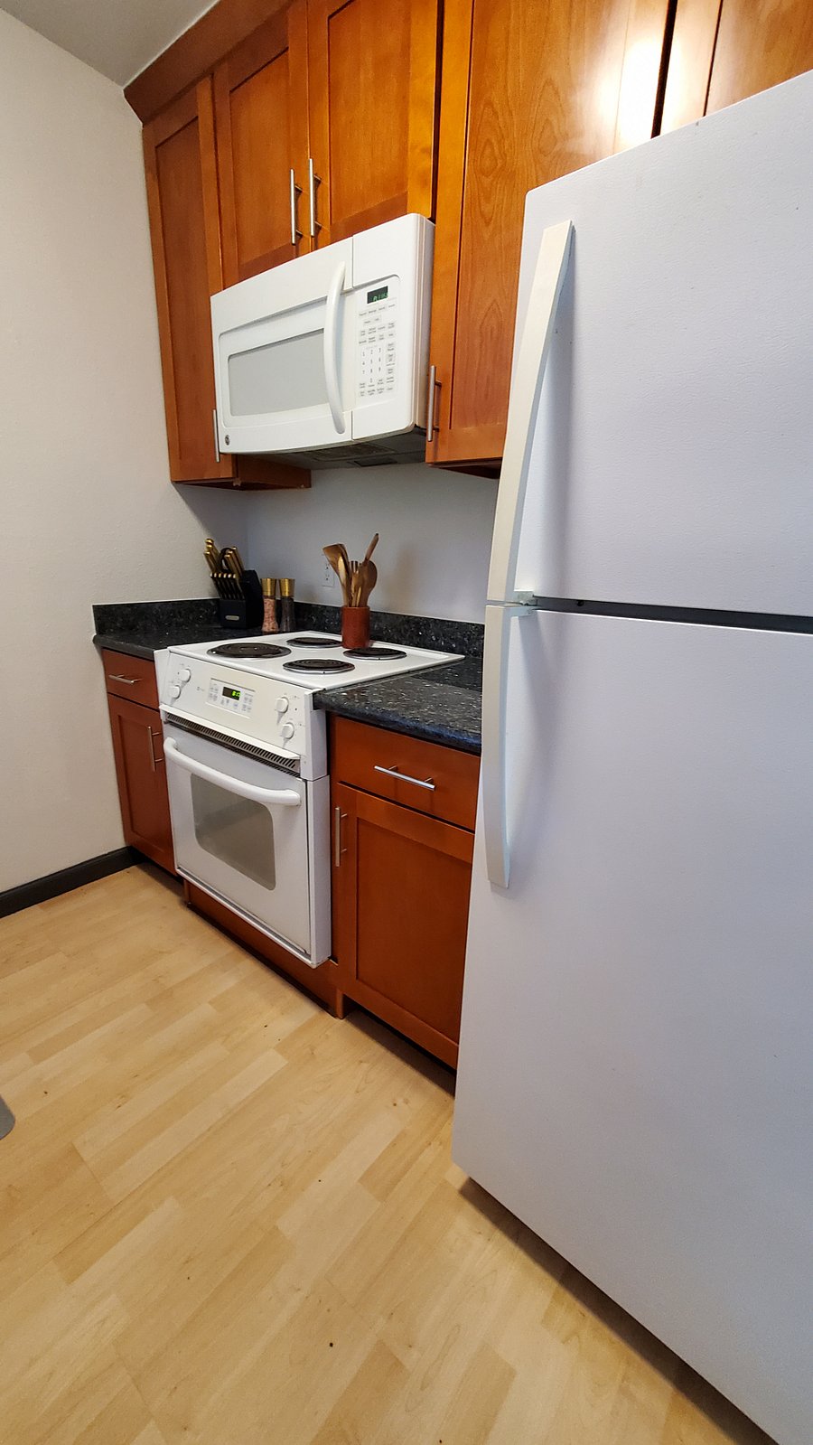 Furnished Finder property 866104_1 photo 9