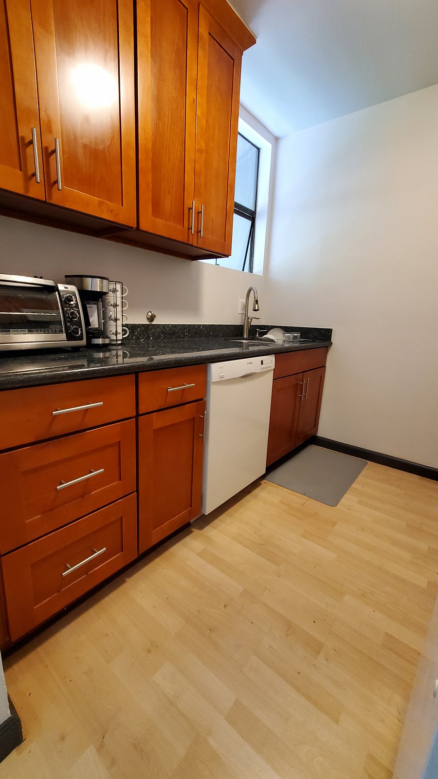 Furnished Finder property 866104_1 photo 8
