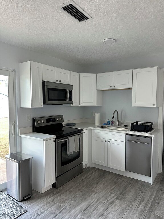 Furnished Finder property 866146_1 photo 7
