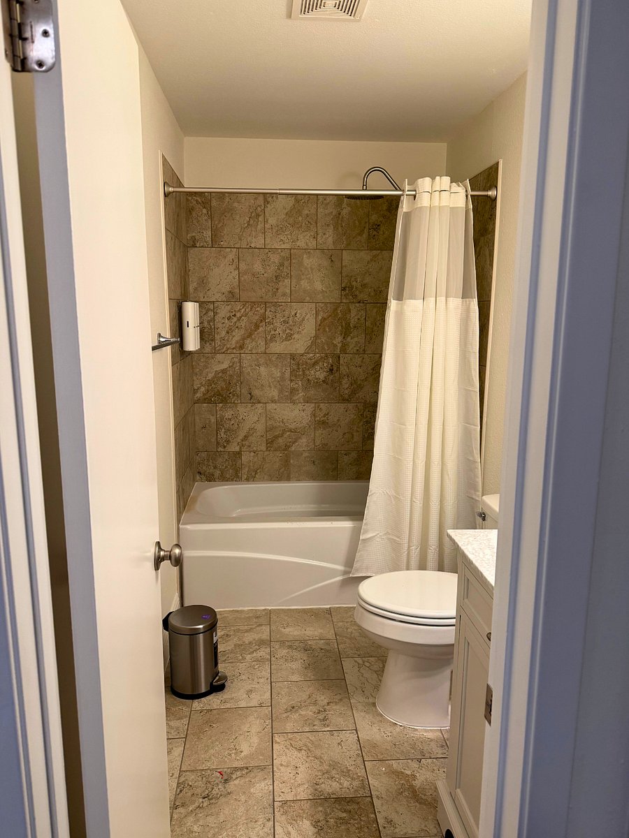 Furnished Finder property 866152_1 photo 68