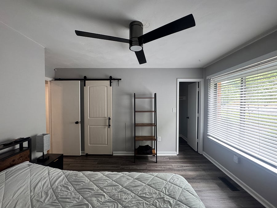 Upstairs queen bedroom