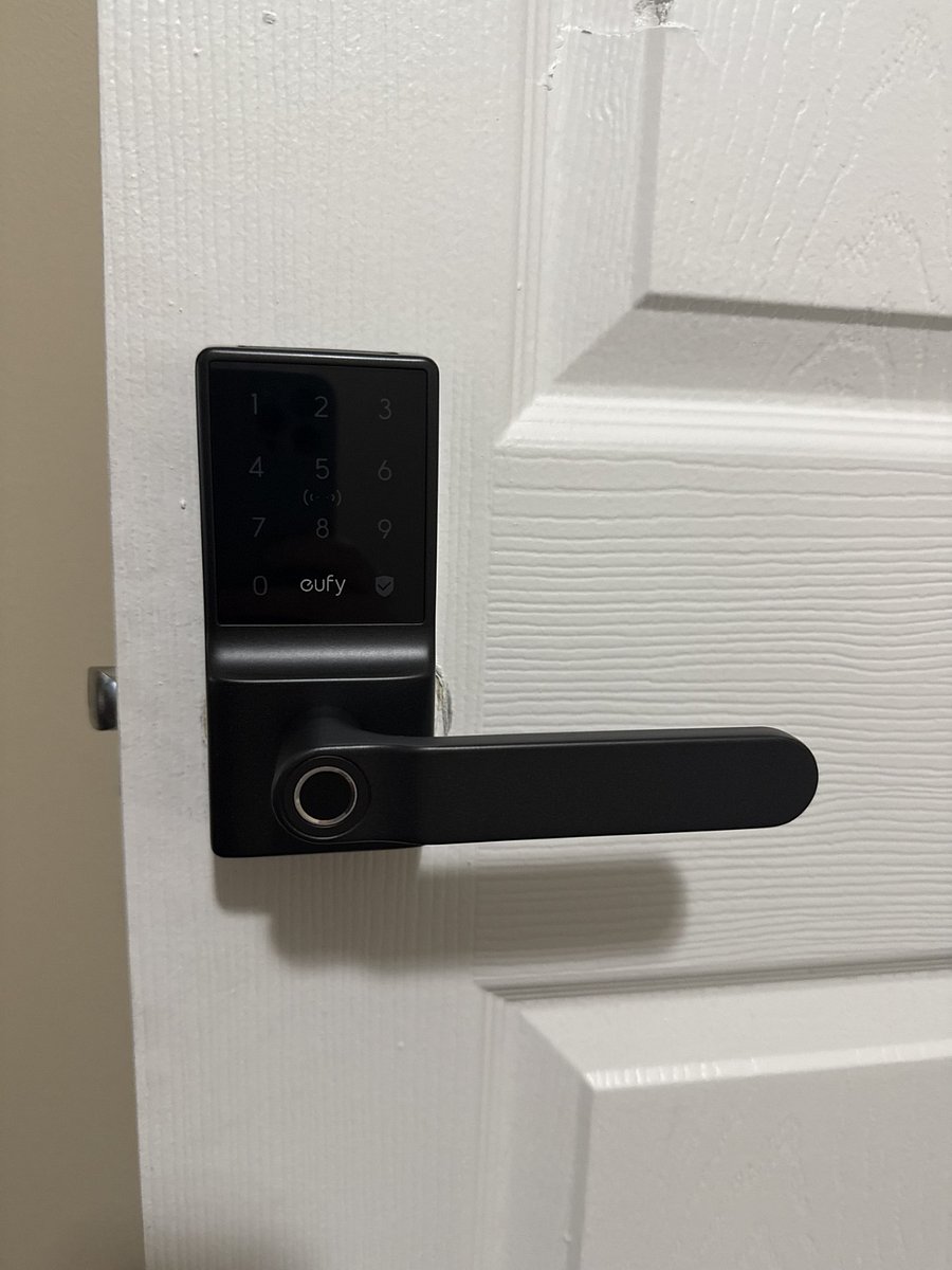 Smart lock to room