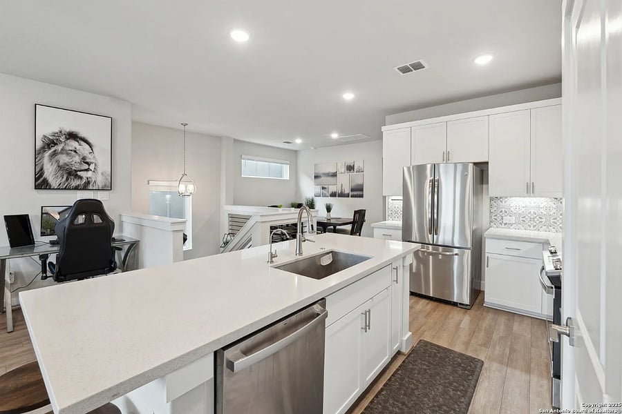 Furnished Finder property 866439_1 photo 8