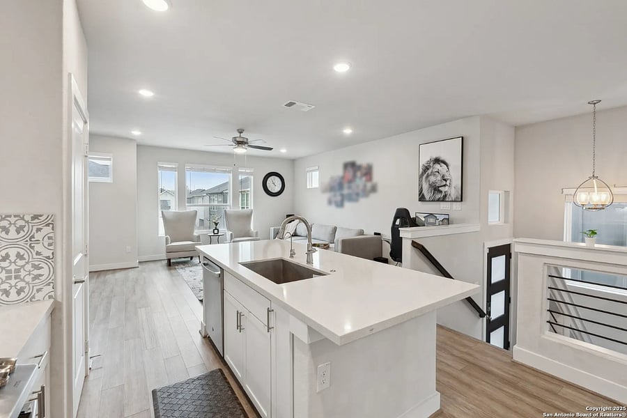 Furnished Finder property 866439_1 photo 7