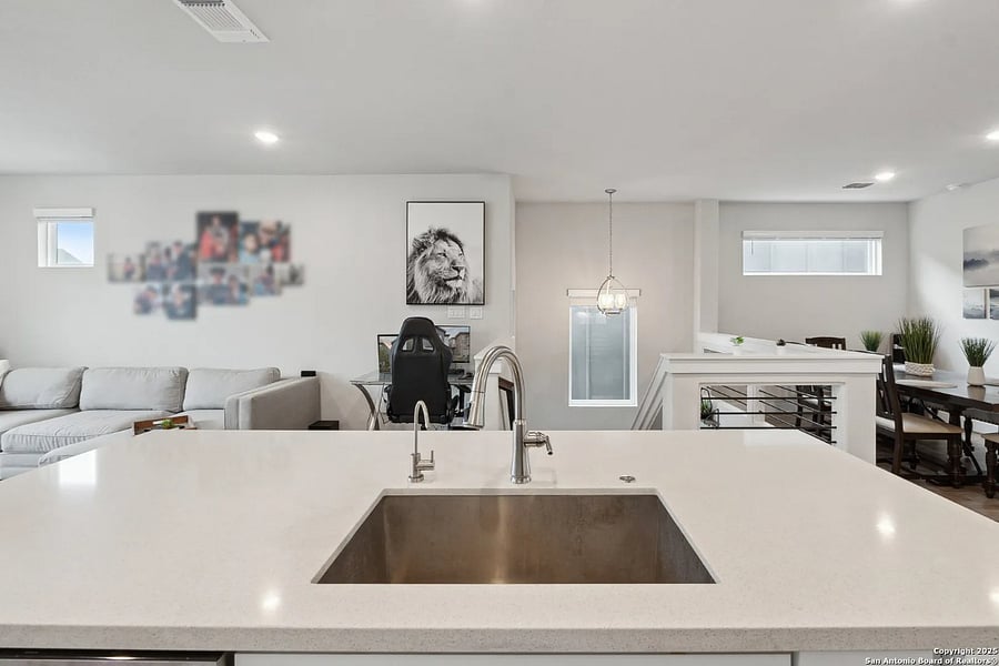 Furnished Finder property 866439_1 photo 25
