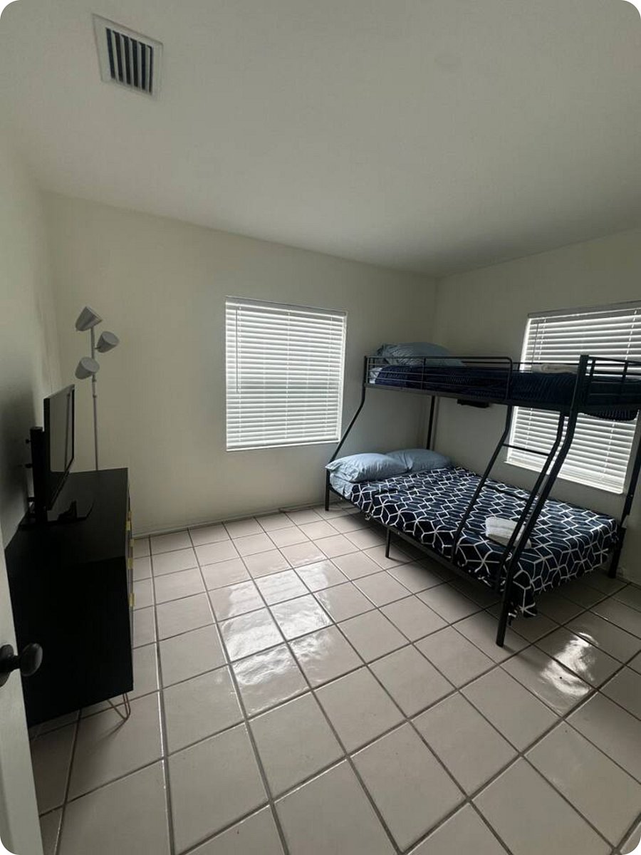 Furnished Finder property 866488_1 photo 18