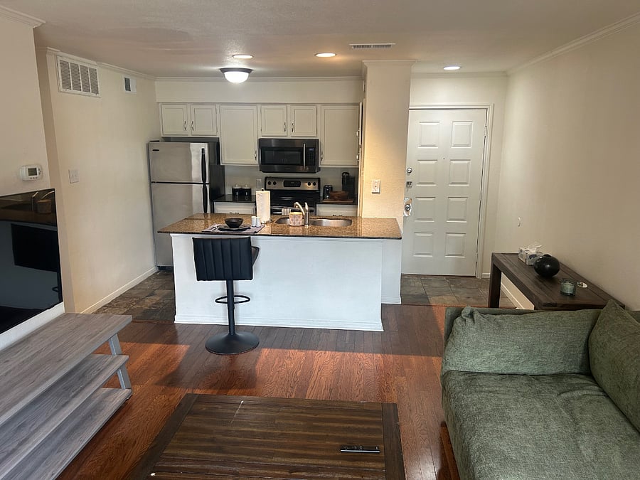 Furnished Finder property 866555_1 photo 17