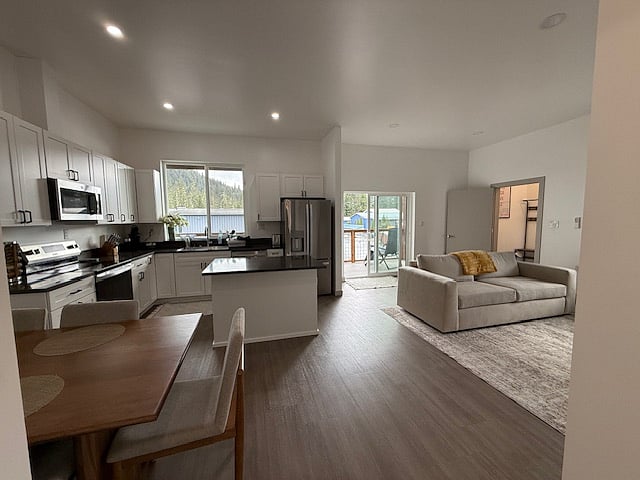 Furnished Finder property 866579_1 photo 6