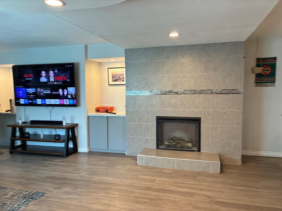 Enjoy a movie on the large 75" smart TV. Equipped with an electric fire screen heater for the cold vegas nights. 