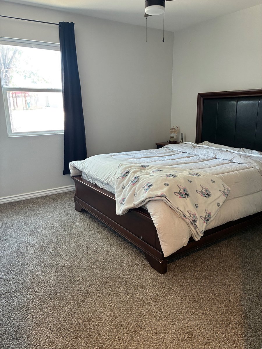 Bedroom 2 also features a Queen size bed. 