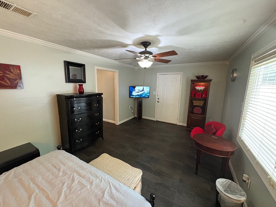 Furnished Finder property 866811_1 photo 3