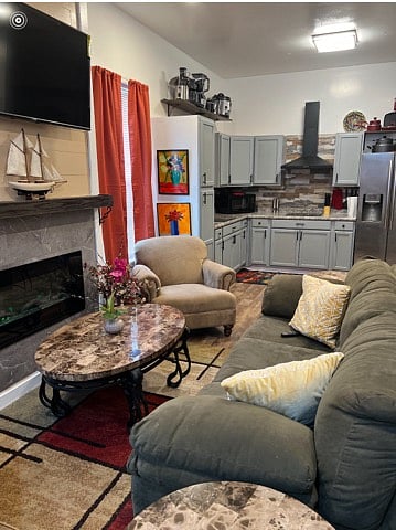 Furnished Finder property 866822_1 photo 3