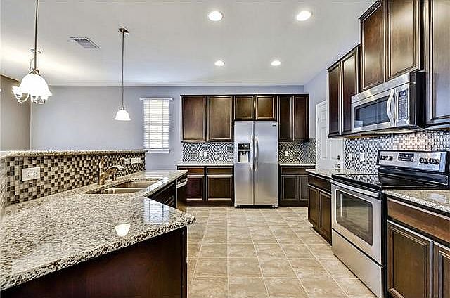 Furnished Finder property 866847_1 photo 3
