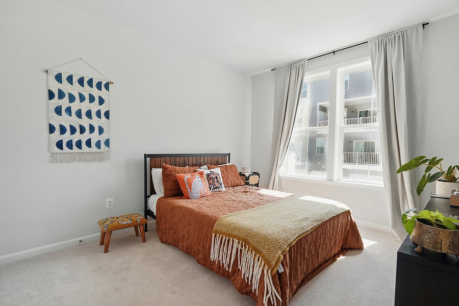 Smaller, 2nd bedroom