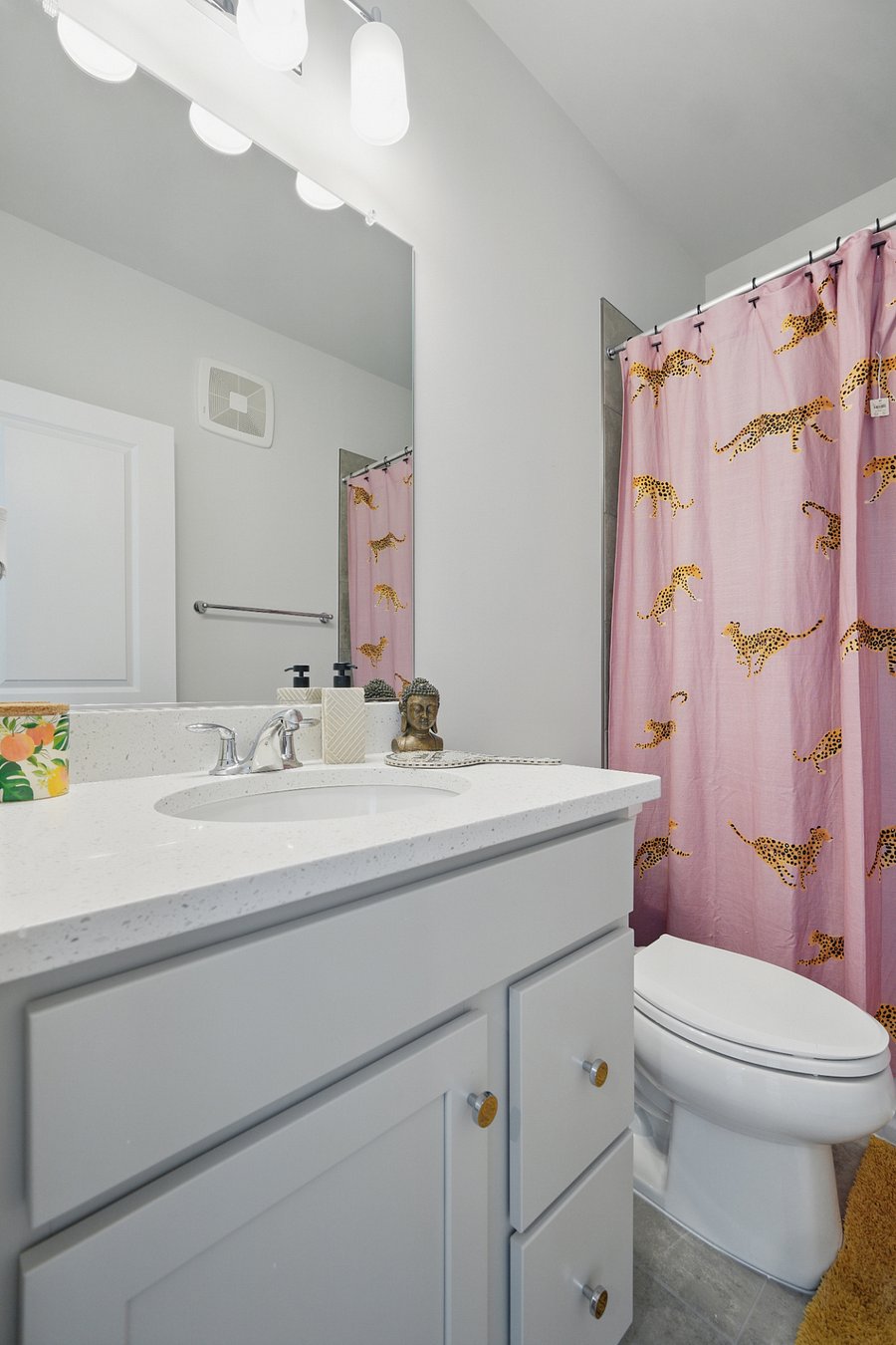 2nd bathroom