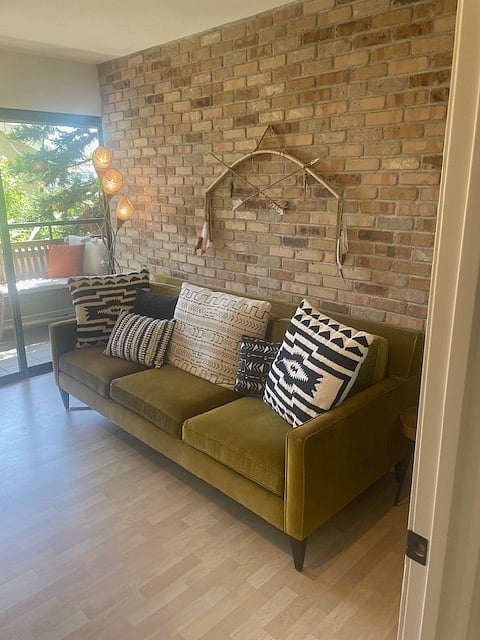 Sitting room/Bedroom