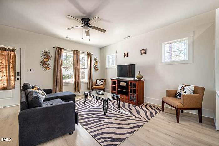 Furnished Finder property 867101_1 photo 4