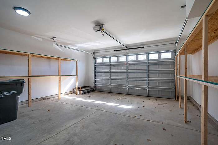 Furnished Finder property 867101_1 photo 16