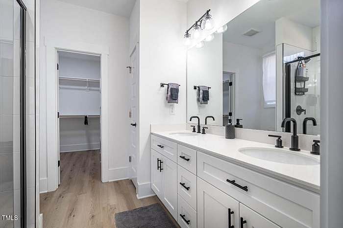 Furnished Finder property 867101_1 photo 18
