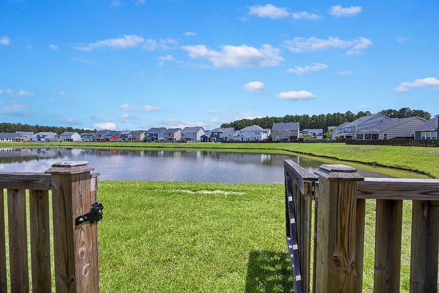 Step out from your backyard and into serenity! This peaceful retreat backs onto a tranquil pond, perfect for morning coffee, quiet reflection, or evening sunsets. Your relaxing escape starts here.